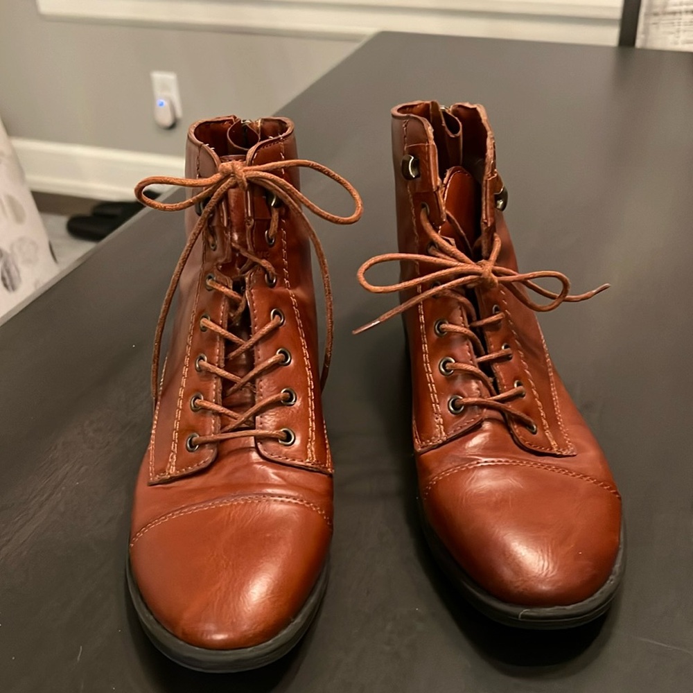 Bass booties in tan Color size 8 M. all vegan material looks like real leather